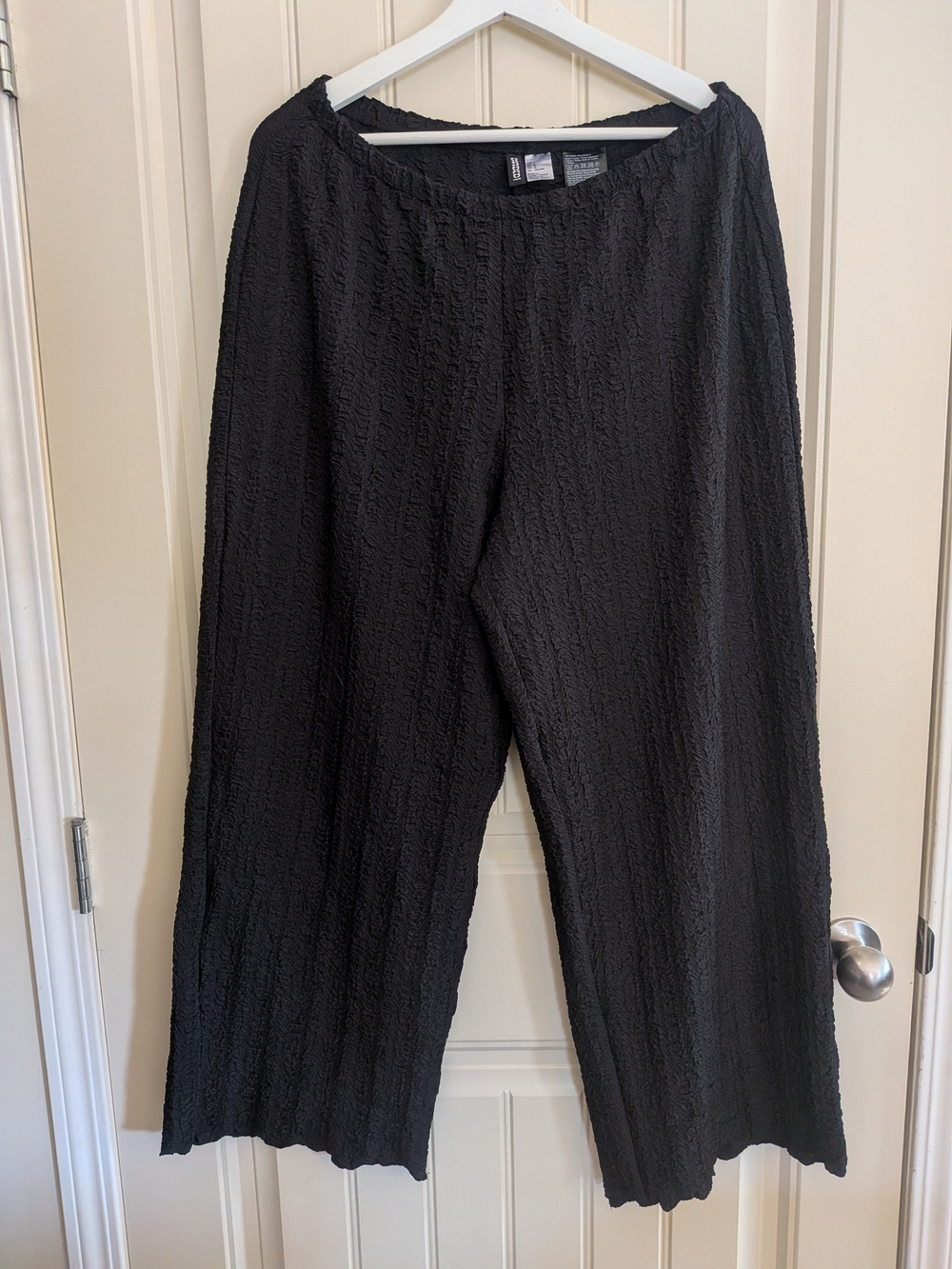 H&M Black Textured Wide-Leg Pants